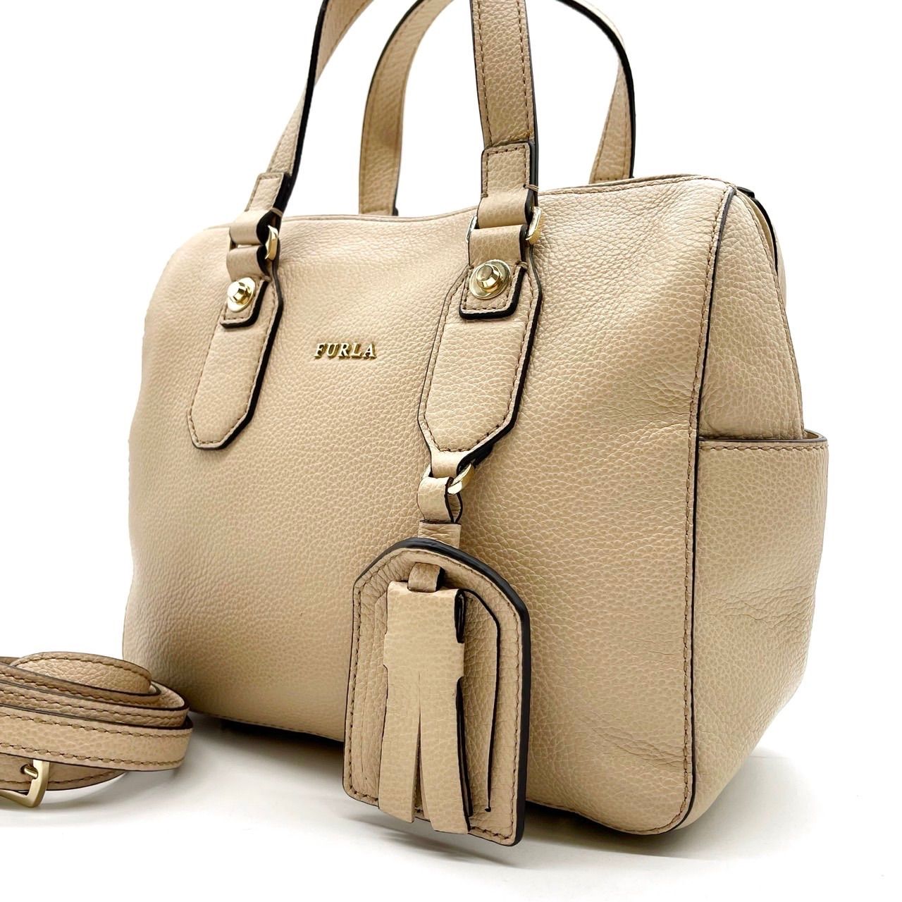 極美品‼️ FURLA ハンドバッグ　2way ゴールド金具　ロゴ金具　レザー vectorpremium_226-902503070014