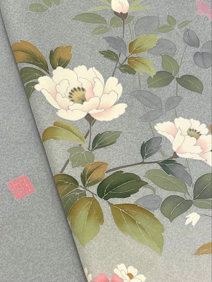 小紋 手描 紋意匠 千草鼠色 正絹 反物 小紋 手描 紋意匠 千草鼠色 正絹 反物 ≪楽しい≫【女流書家の第一人者