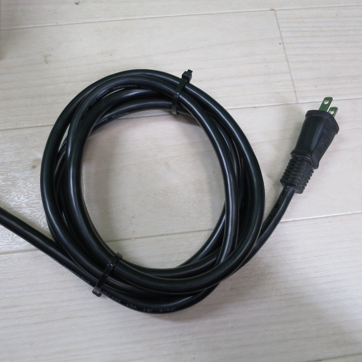 送料無料 キレイ 付属品付き マキタ 82mm カンナ KP0800A 電動 工具 かんな 鉋 makita コード式 切削 HRDEVELOPMENT_JP