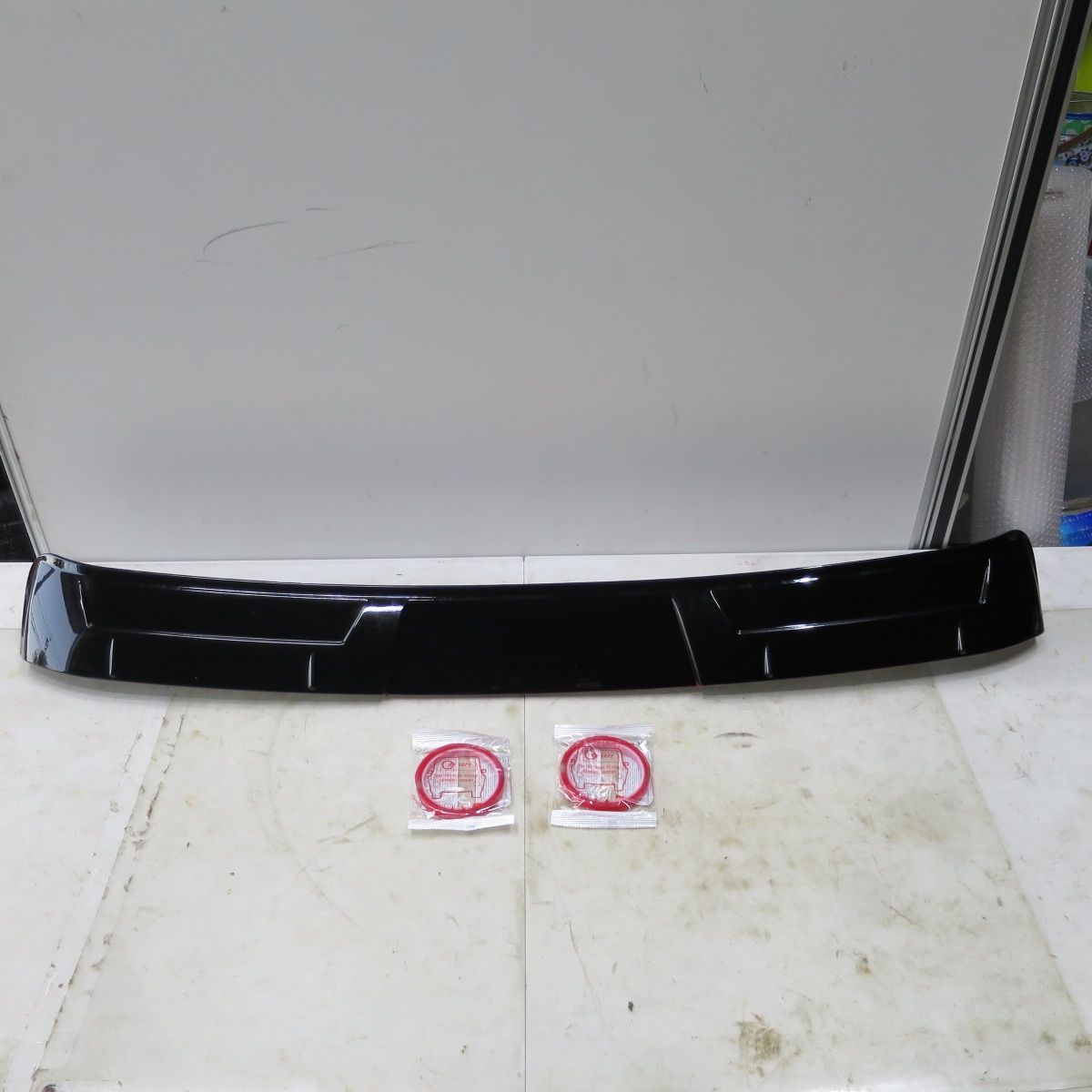 ●複数在庫有● ◆トヨタ 70系 カムリ ルーフ スポイラー メーカー 型式 不明 リア スポイラー ウイング ウィング カー パーツ◆