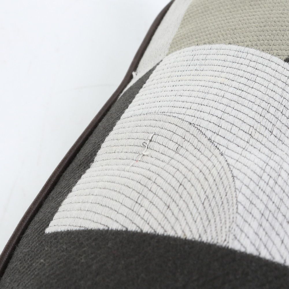 シルク クッション