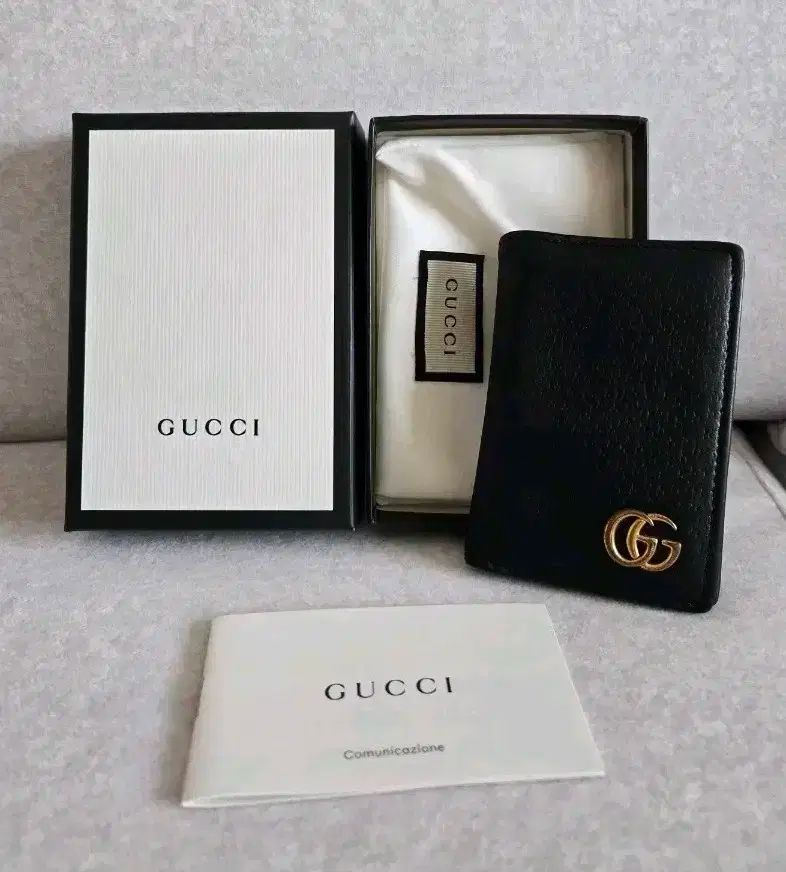 今日のプール構成のみ GUCCI グッチ マーモント マトラッセ オーガナイザー 財布 カードウォレット