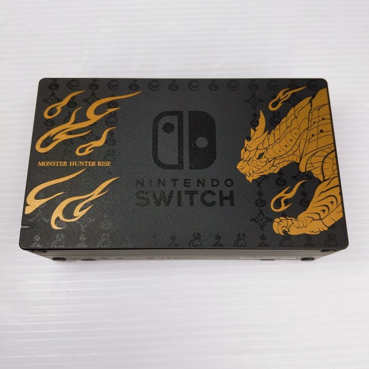 Nintendo Switch モンスターハンター付き HAC-001(-01) 1053007972305606_01_8703w.jpeg