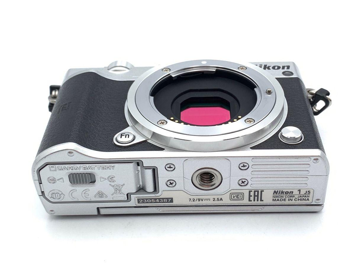中古】 【良品】 ニコン Nikon1 J5 ボディ シルバー 【ミラー 中古】 【良品】 ニコン Nikon1 J5 ボディ シルバー 【ミラー