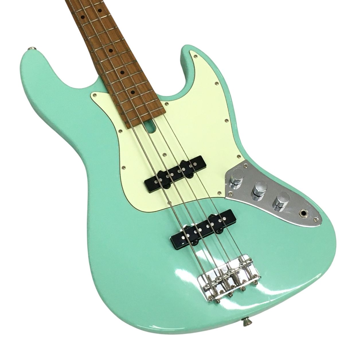 ジャズベースタイプ