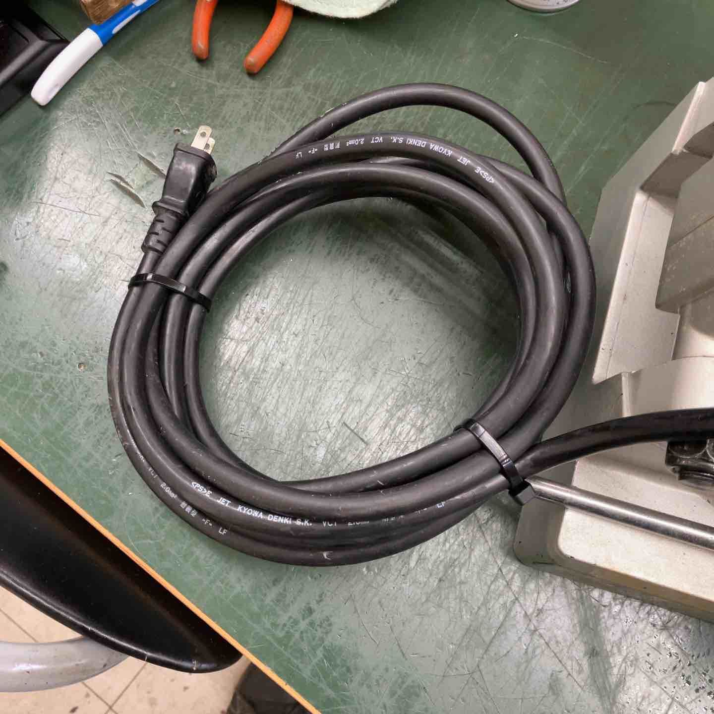 チップソー切断機 LC1200