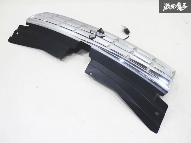MITSUBISHI三菱デリカ D5 CV5W ⁄ CV2W ⁄ CV1W 純正フロント グリル