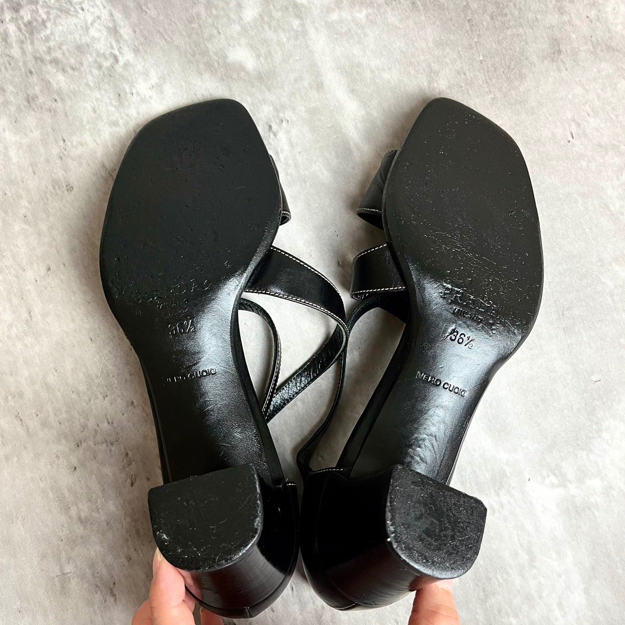 ✨良品✨ PRADA プラダ パンプス ハイヒール レザー 革 ブラック 黒色