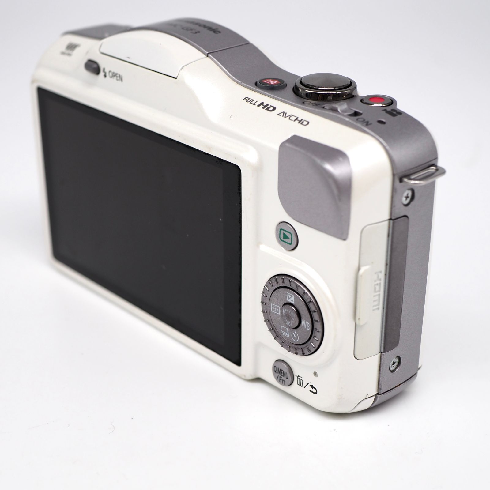 □極上品□ PANASONIC DMC-GF3-W ボディ シェルホワイト - TAKES SHOP