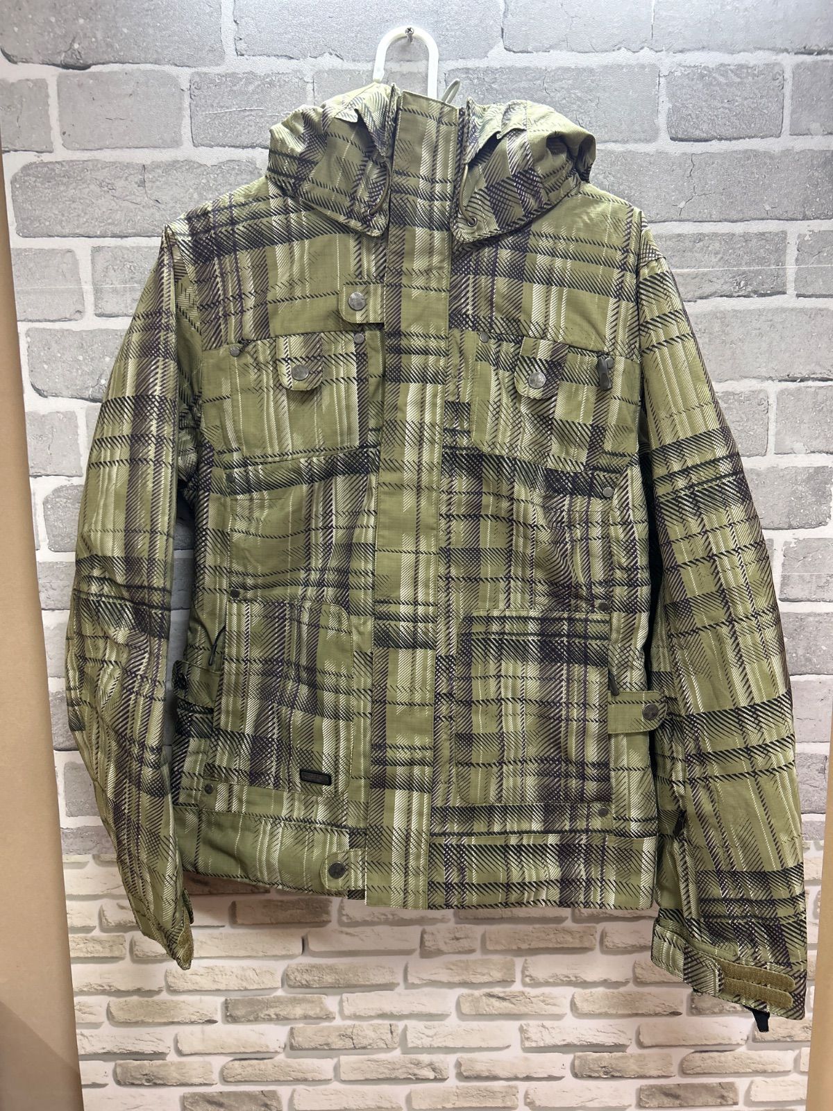 F9-46 OAKLEY スノーボードウェア 緑色 総柄 サイズXS メンズ