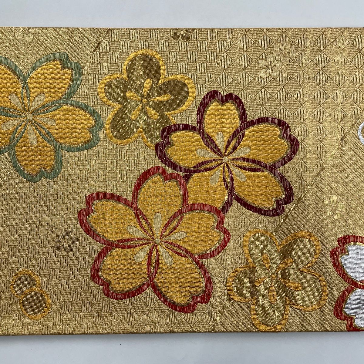 在庫一掃】 袋帯 美品 秀品 桜 箔 金銀糸 金色 六通 正絹 【中古