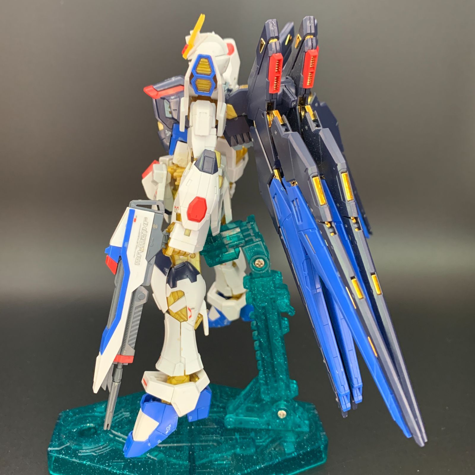 ガンプラ【中古ジャンク品/破損あり】 RG 1/144 ストライクフリーダムガンダム バンダイ プレバン 625