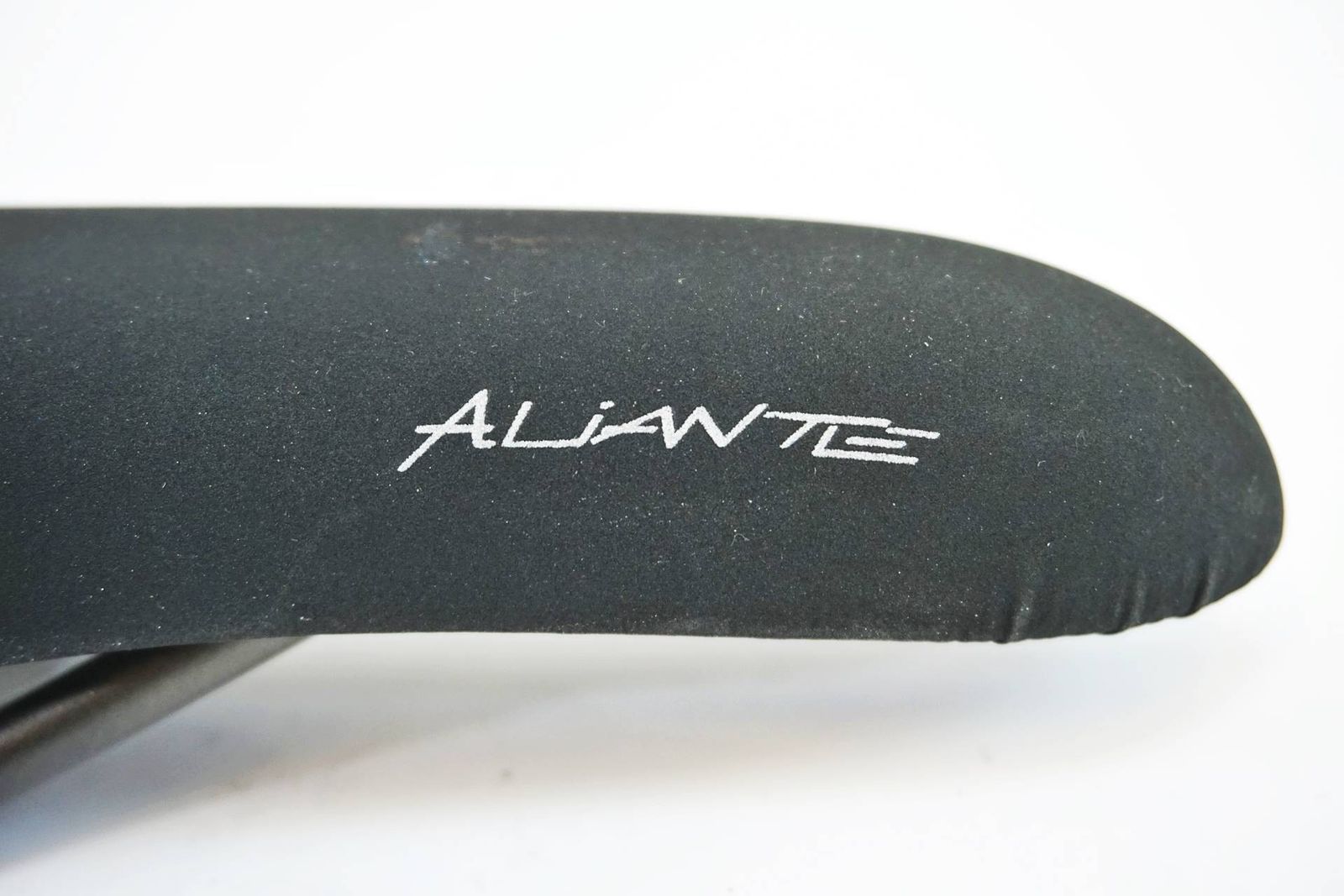 FIZIK フィジーク