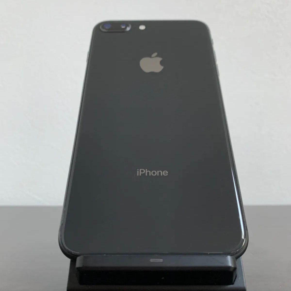 オフ 8229 即購入◯ iPhone8Plus 64GB SIMフリー - スマートフォン