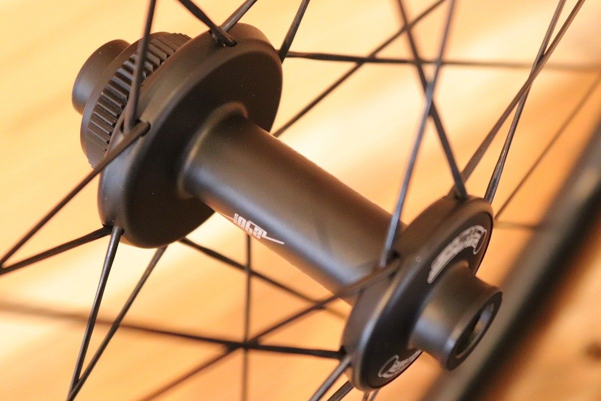 DT SWISS ARC1100 DICUT 240Sハブ DT SWISS ARC 1100 DICUT 62 DB 240ハブ カーボン チューブレス DISC