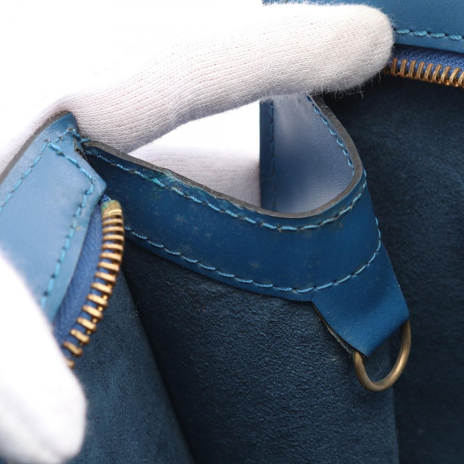正規品　ルイヴィトン　エピサンジャック　ブルー LOUIS VUITTON（ルイ・ヴィトン） M83570 エピ ジッピー・ウォレット
