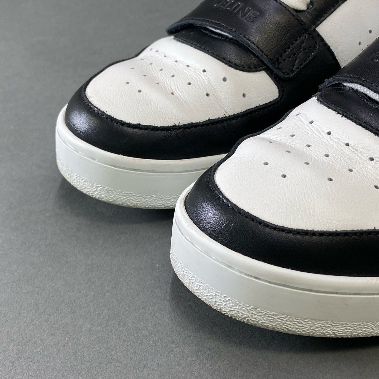 5g8《美品》 CELINE セリーヌ CT-02 トレイナー ミッドトップ