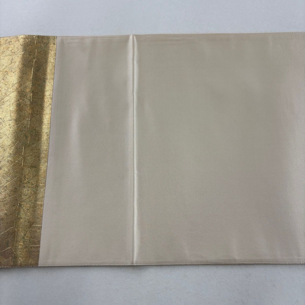 袋帯 美品 名品 松 霞 螺鈿箔 箔 金色 お太鼓柄 正絹 【中古