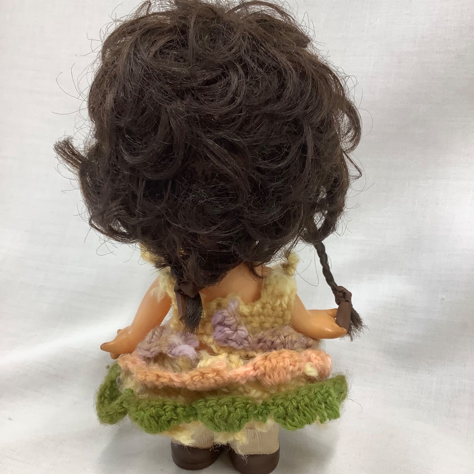 昭和レトロ ソフビ人形 パーマ 三つ編み 女の子 日本製 C759 - メルカリ