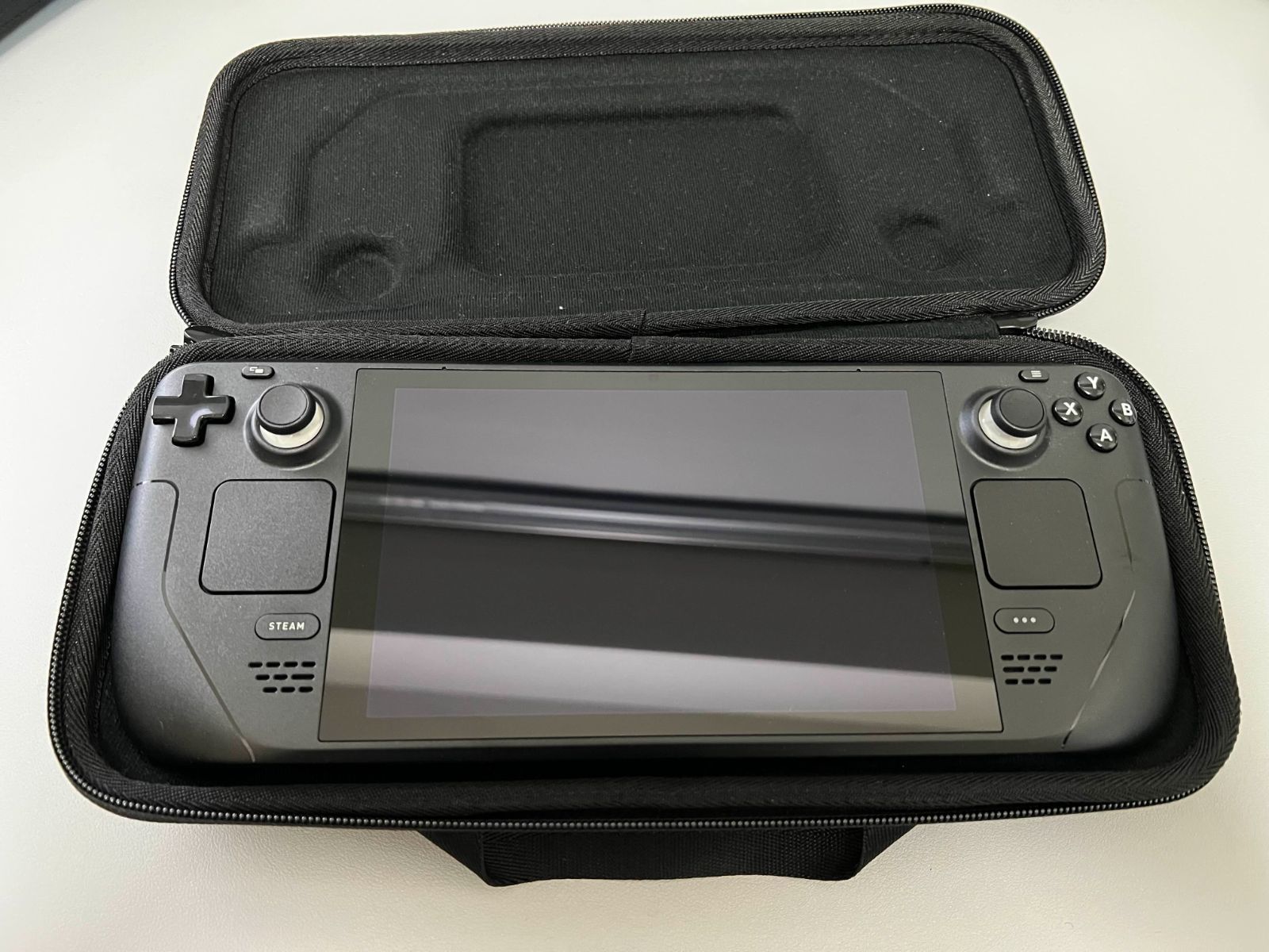 本体とキャリングケースのみ】Steam Deck 256GB LCDモデル 【公式通販】