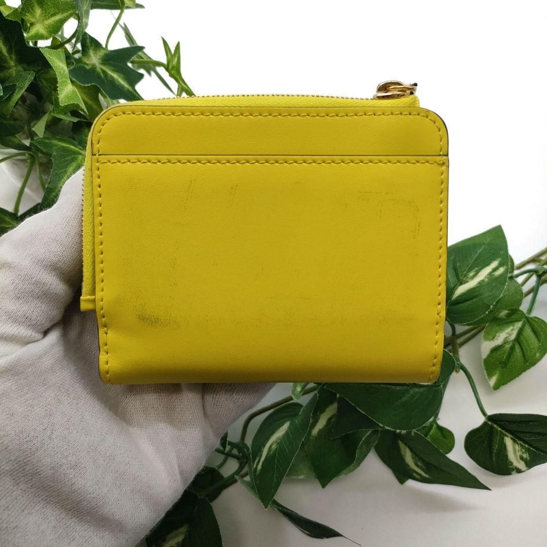 フェンディ 二つ折り財布