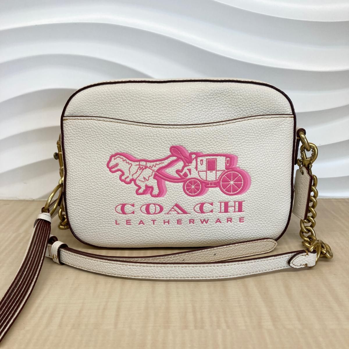 中古】 COACH （コーチ） ﾚｷｼｰ ｼｮﾙﾀﾞｰﾊﾞｯｸﾞ 恐竜 バッグ ショルダー 