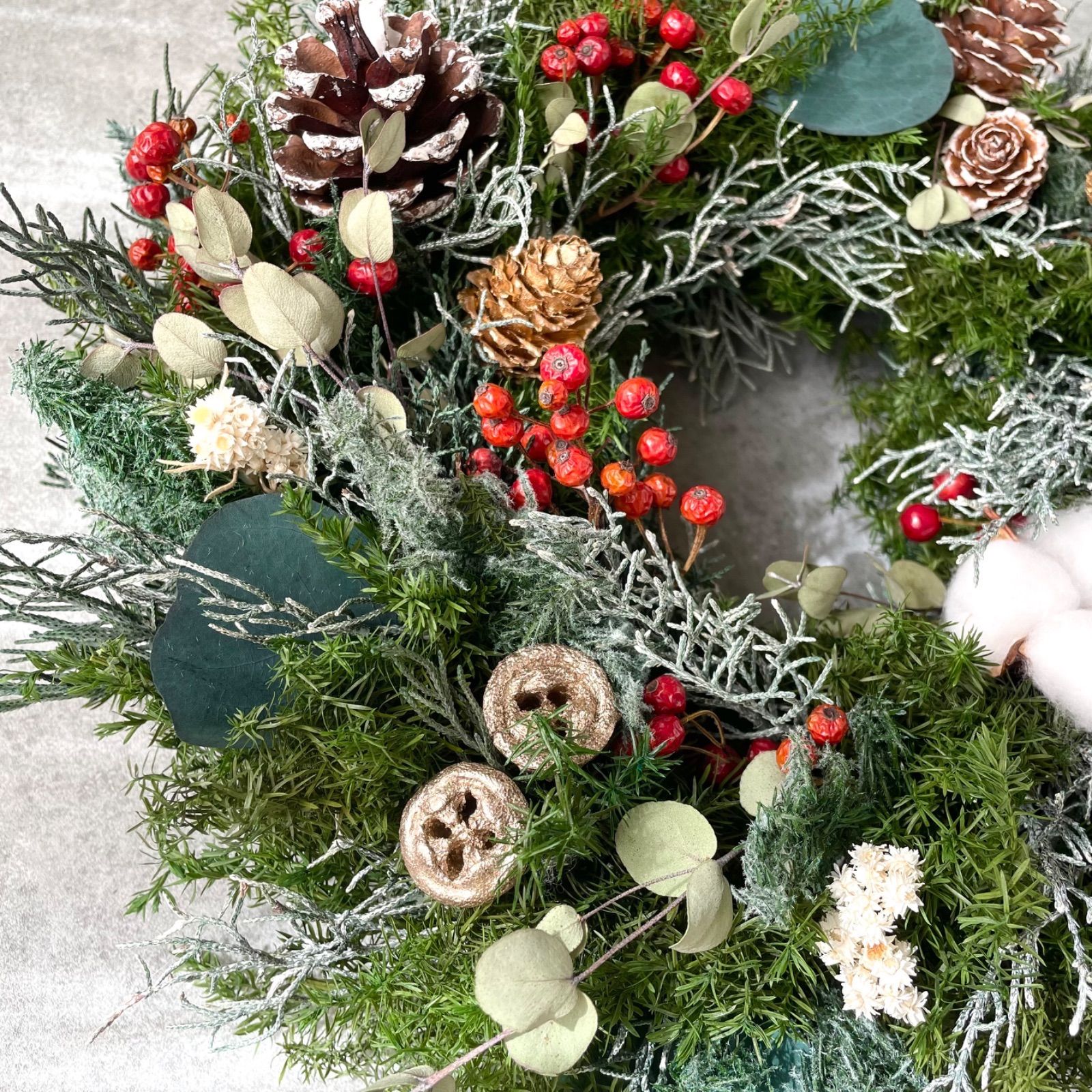 ふんわり針葉樹クリスマスリース