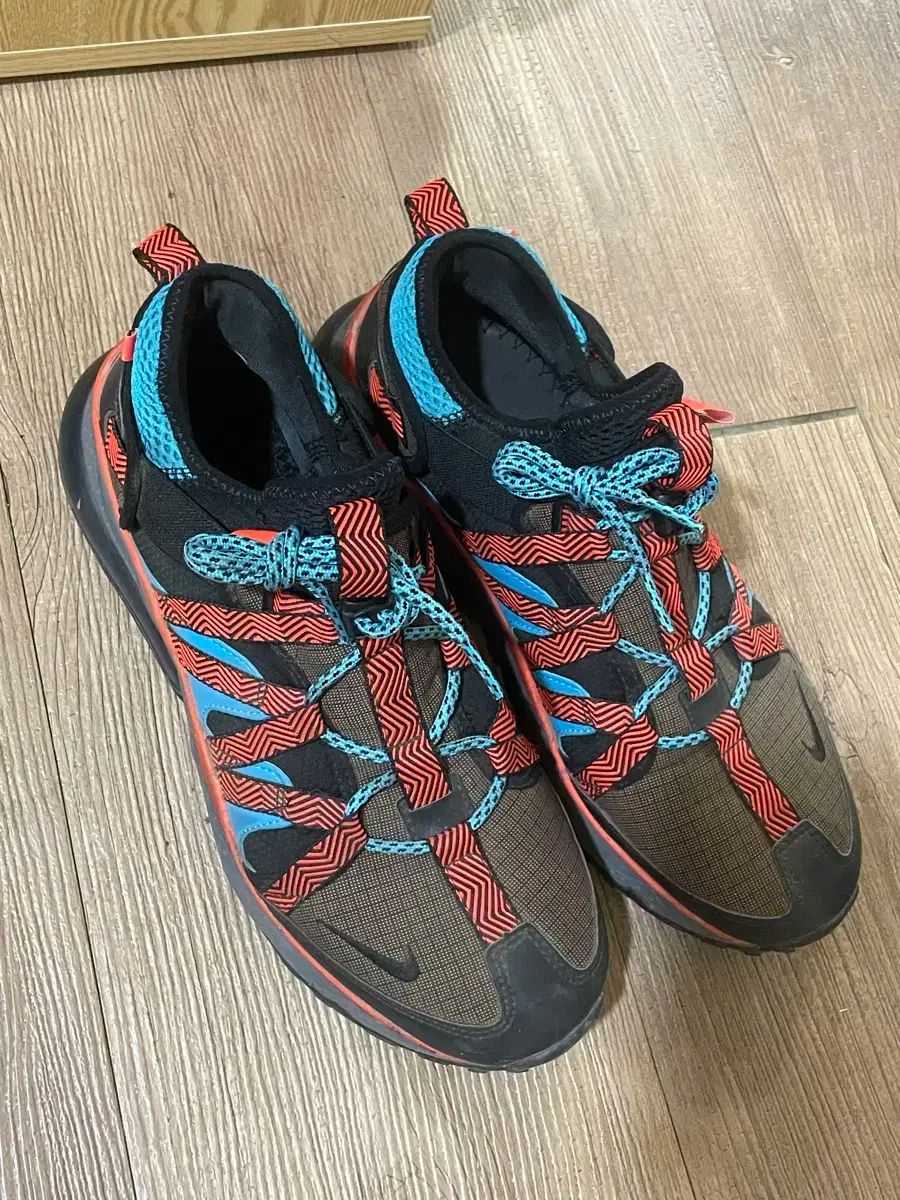 NIKE ナイキ 登山 トレッキングシューズ ボウピン 270mm