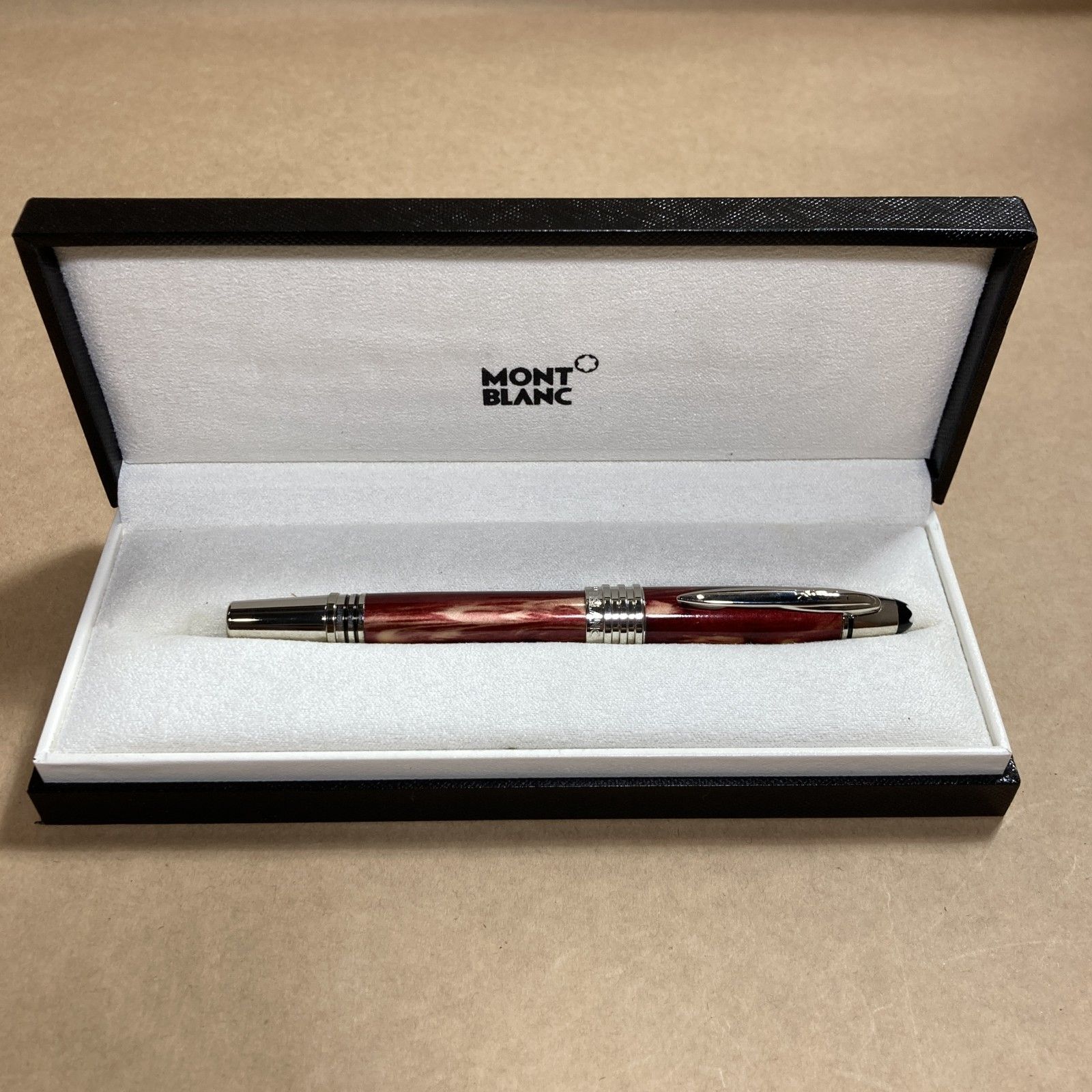ジャンク★Mont Blanc　モンブラン　万年筆　NO121　ペン先750 ジャンク☆Mont Blanc モンブラン 万年筆 NO121 ペン先750
