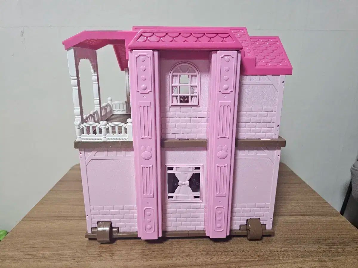 ハウス 2階建て