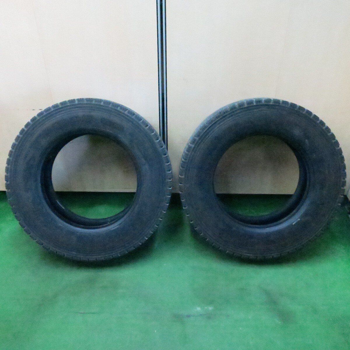 スタッドレス