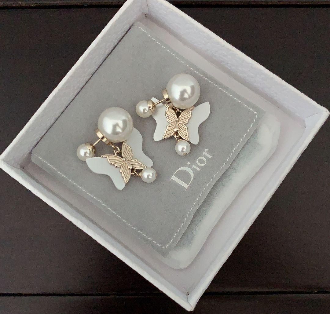 ✨新品✨DIOR ディオールホワイトバタフライパールピアス@July jewelry