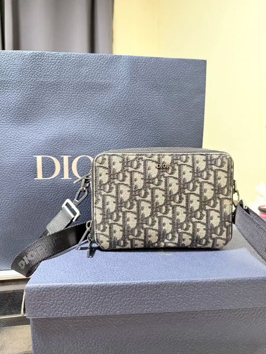 Dior ディオール オブリーク ポーチ メッセンジャーバッグ