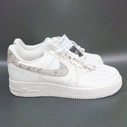NIKE ナイキ