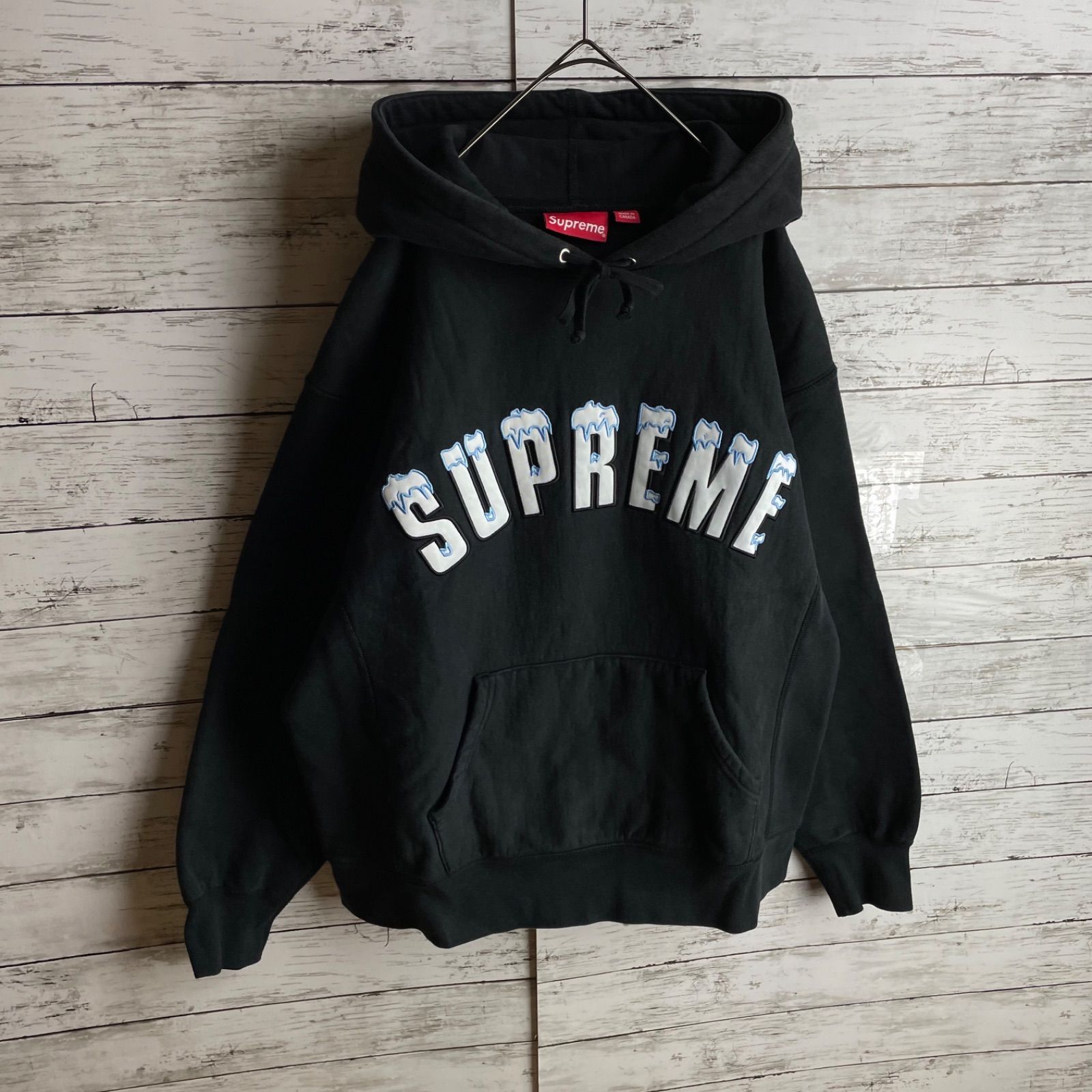 シュプリーム☆アーチ刺繍ビッグロゴ 人気Lサイズ パーカー