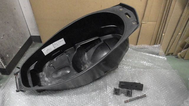 シグナス-X(FI)　LPRSE25106A105xxx　の　メットインボックス:#1730178795