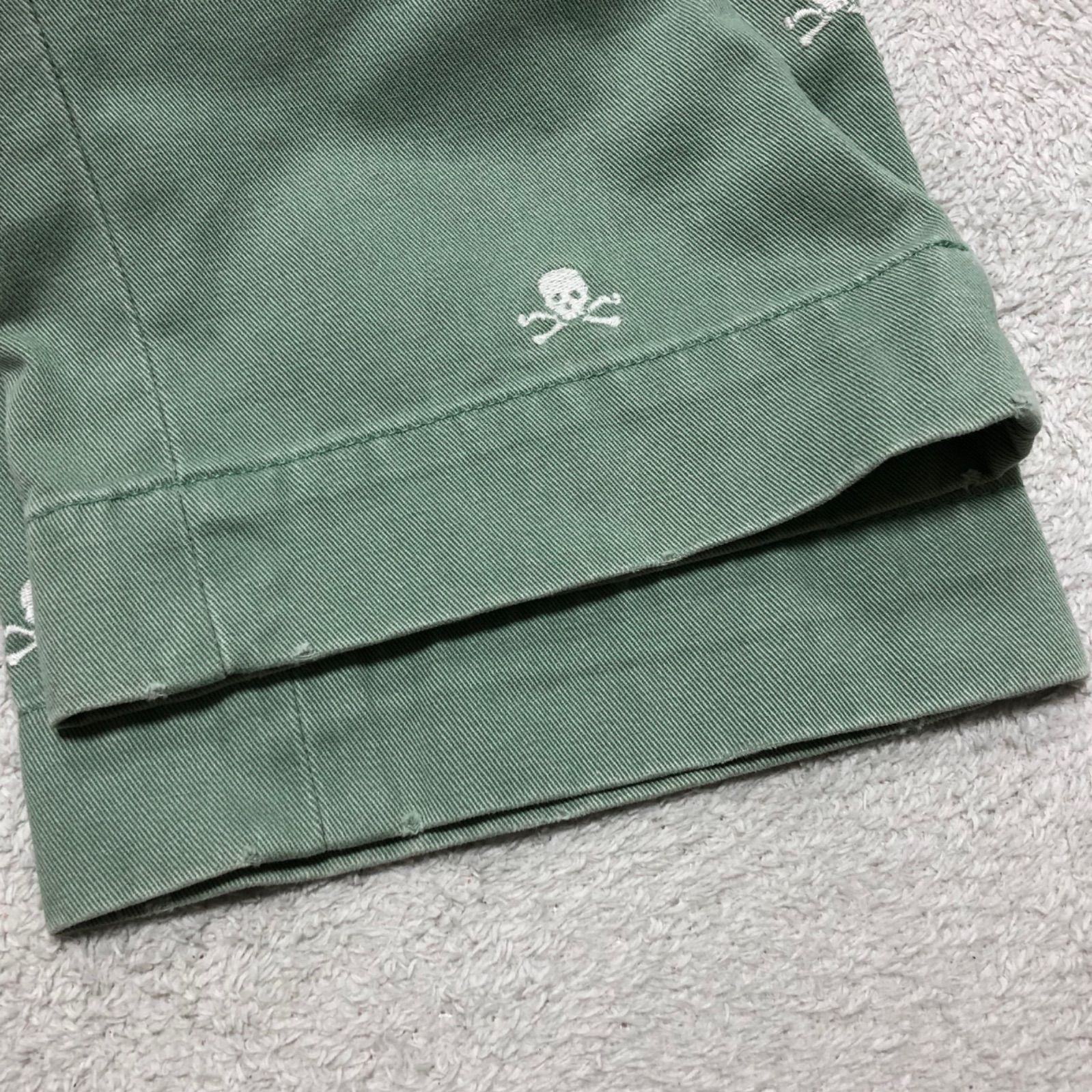 チノパンツ