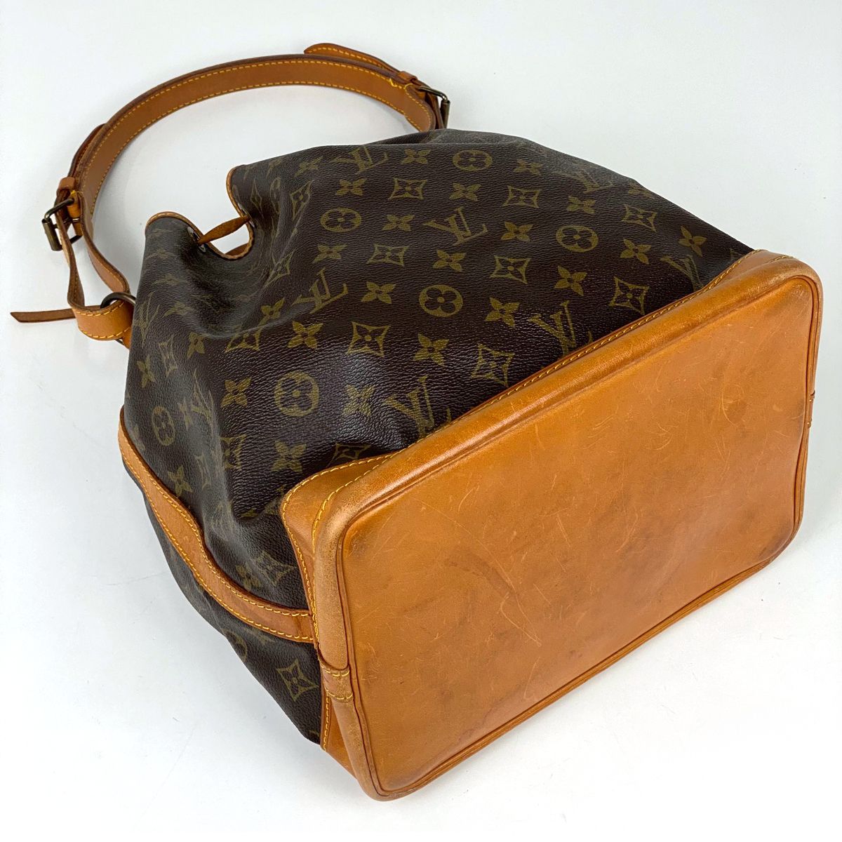 ルイ・ヴィトン Louis Vuitton ノエ ワンショルダー 肩掛け 巾着型