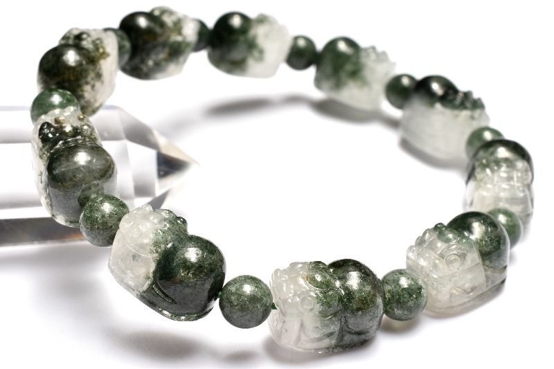 1点物】半々タイプ繊細彫刻 グリーンガーデンクォーツ 13-14.5x8.5-9.5mm