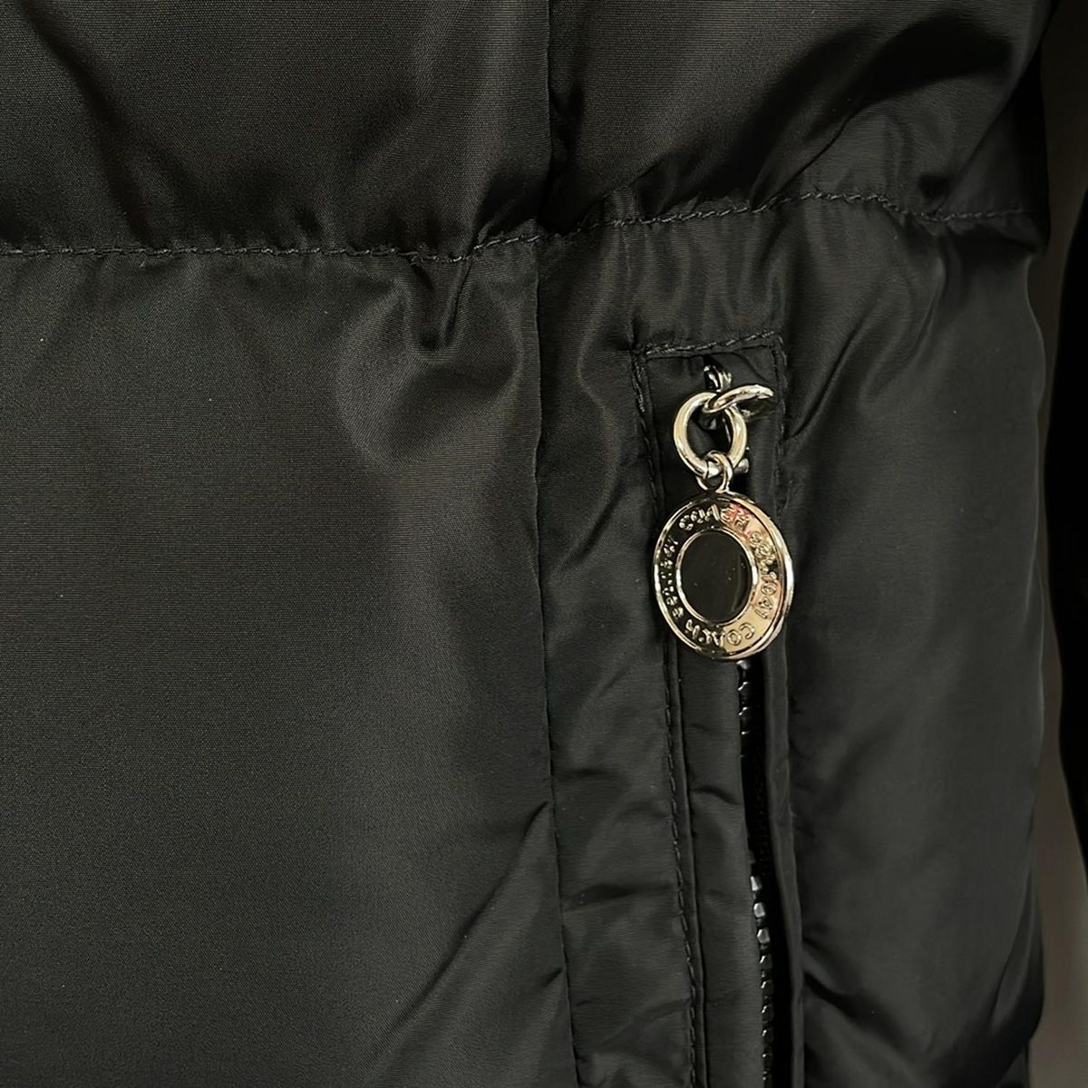 COACH(コーチ) ダウンジャケット サイズS レディース - 黒 長袖 COACH(コーチ) ダウンジャケット サイズS レディース - 黒 長袖