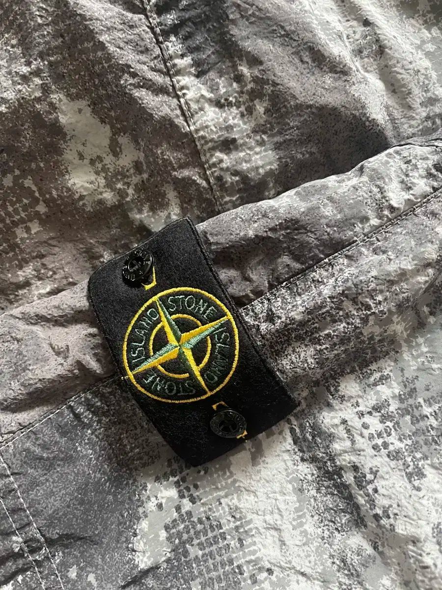 STONE ISLAND