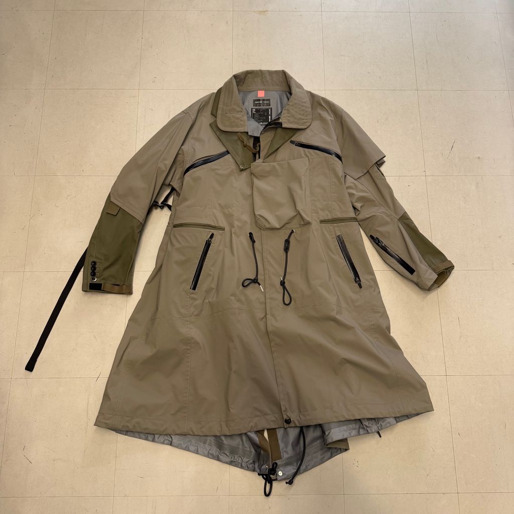〈販売中〉ACRONYM / sacai トレンチコート22-02760M sacai ACRONYM サカイ アクロニウム 22SS Trench Coat トレンチ