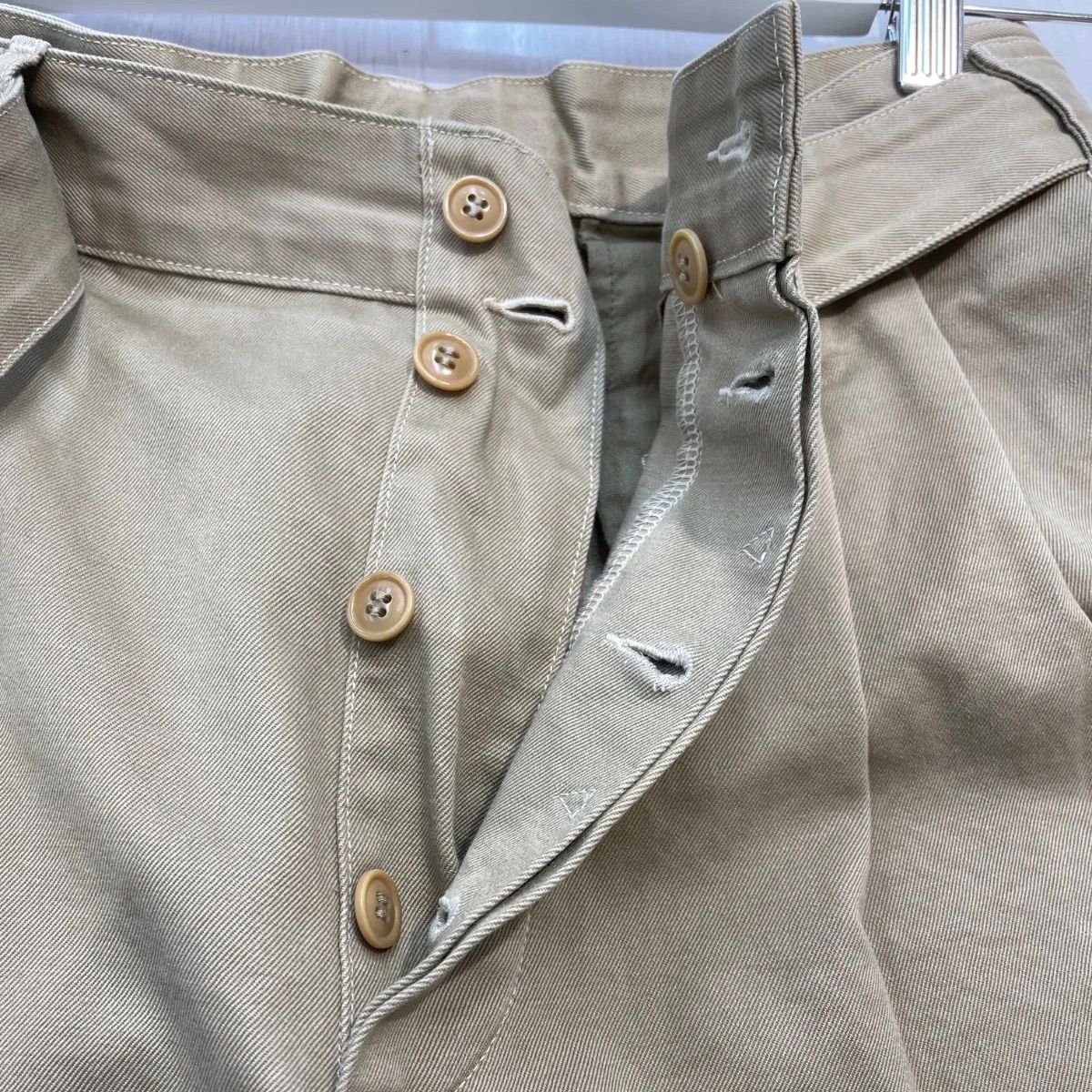 COMOLI コモリ ベルテッドチノパンツ ストレート サイズ1 ベージュ NO