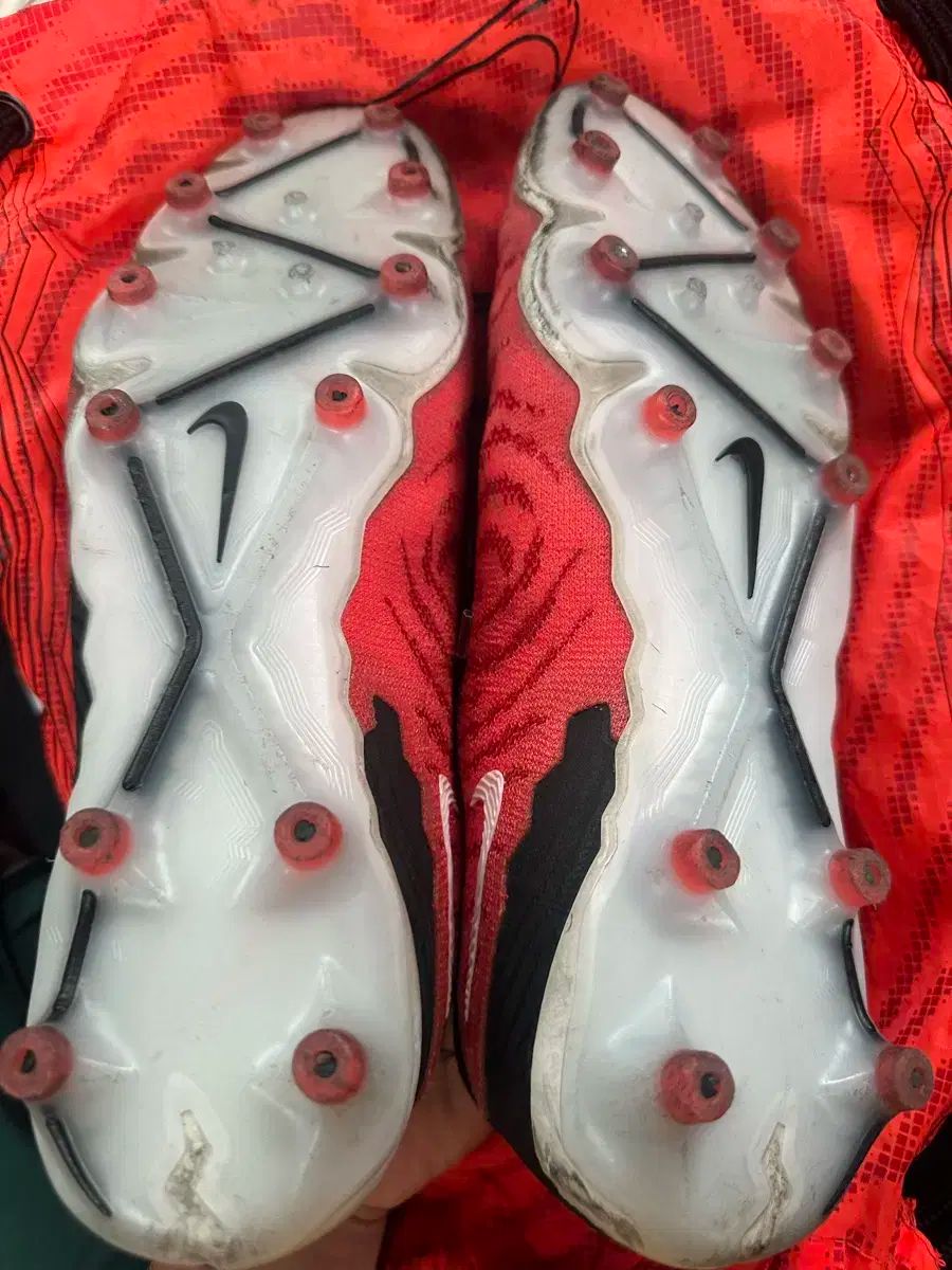 280