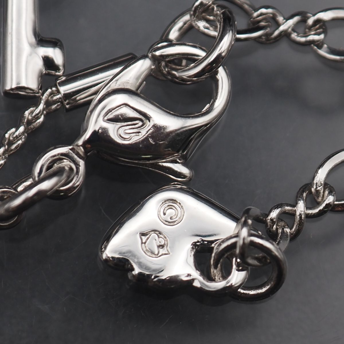 B083 スワロフスキー SWAROVSKI ペンダント ネックレス 南京錠