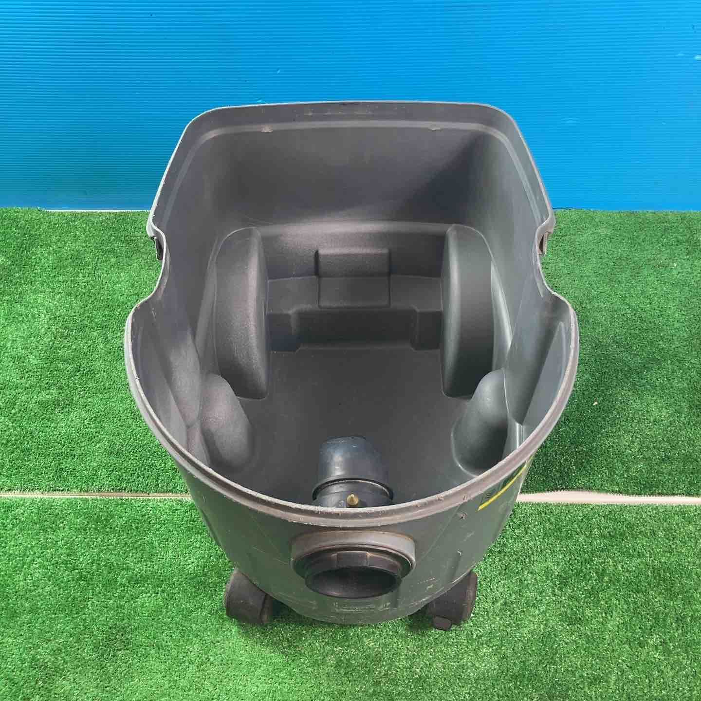 ケルヒャー(KARCHER) 乾湿両用バキュームクリーナー NT 35/1