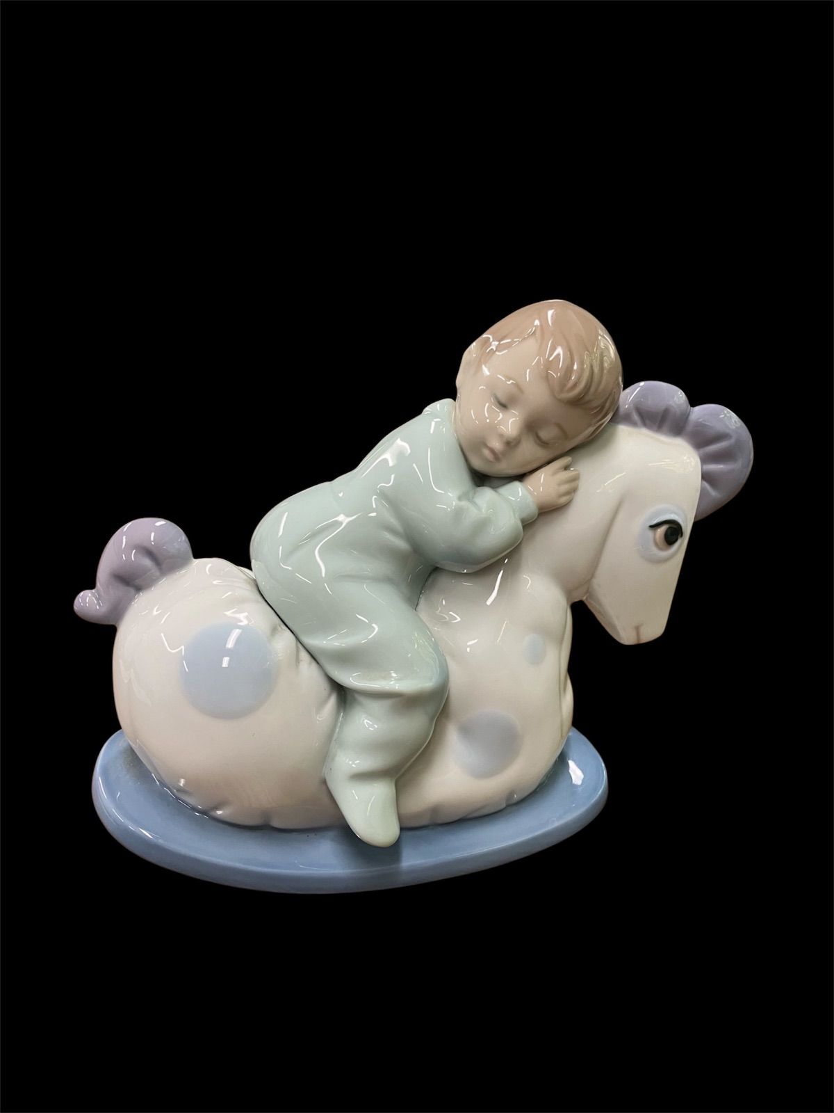 ナオ NAO リヤドロ 人形 木馬でお昼寝