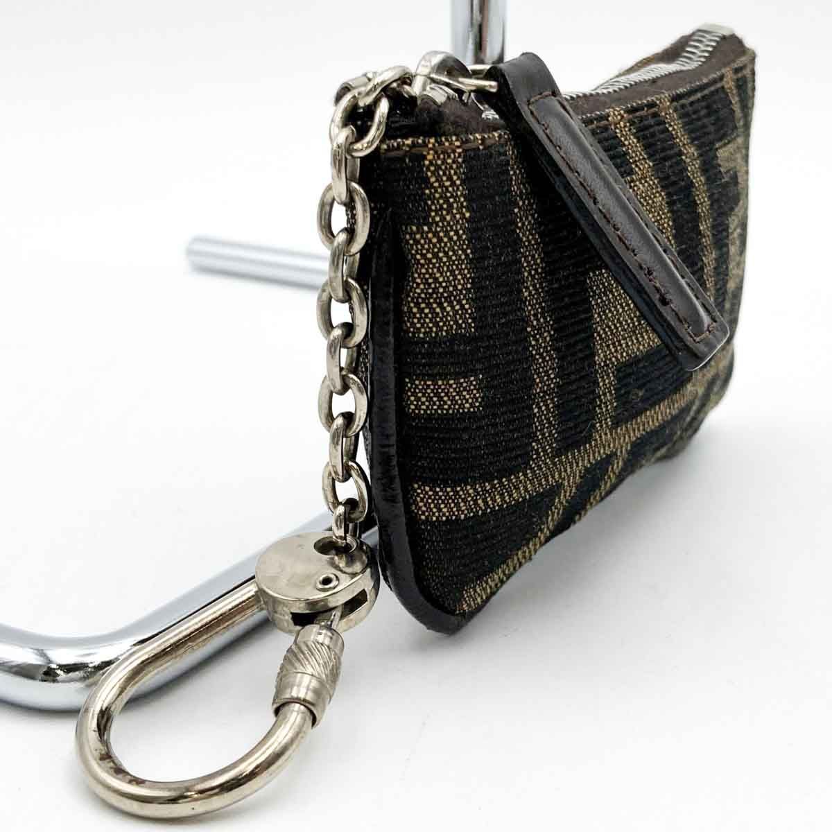 FENDI バッグチャーム　コインケース　ポーチ FENDI バッグチャーム コインケース ポーチ - メルカリ