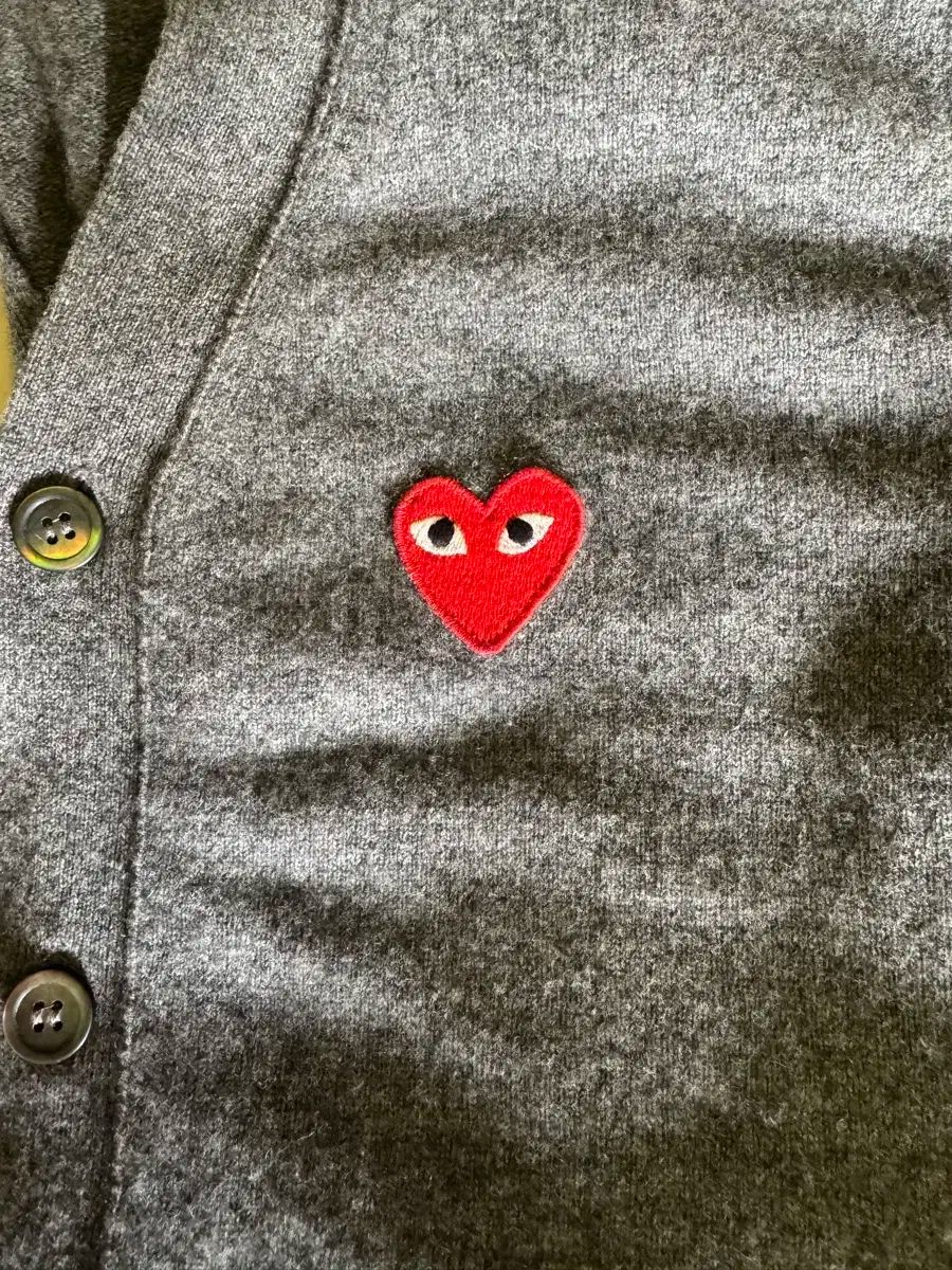 des GARCONS