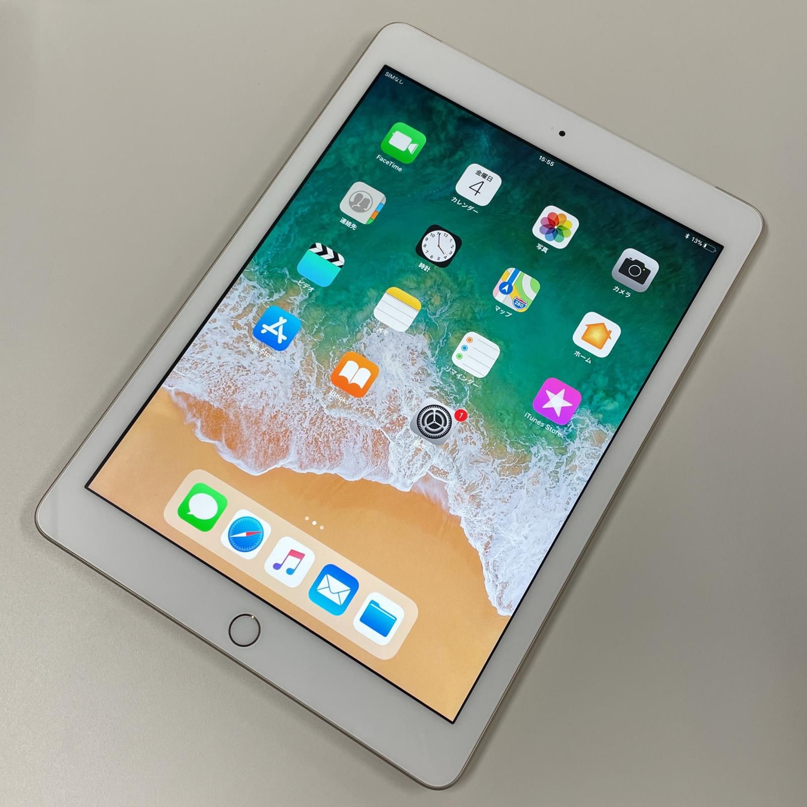 docomo iPad 第5世代 WiFi+Cellular 32GB ゴールド - メルカリ